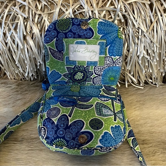 VERA BRADLEY Doodle Daisy Little Flap Hipster Green Blue Floral 2011 Crossbody - Picture 13 of 17